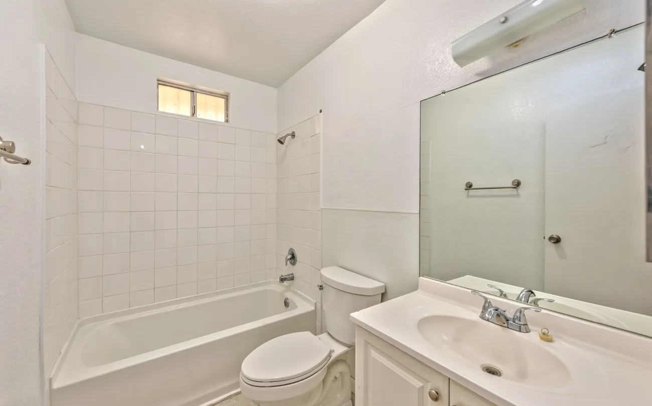 property-media-4