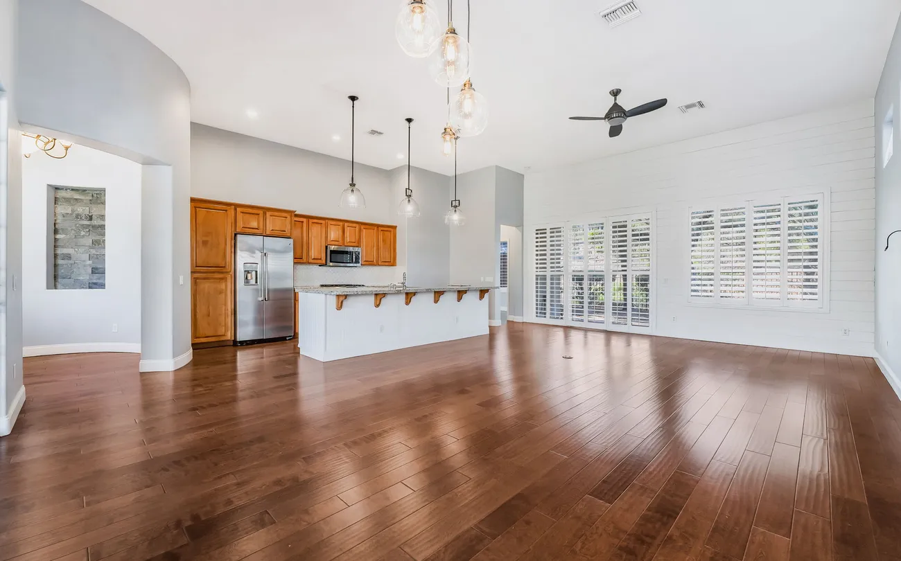 property-media-5
